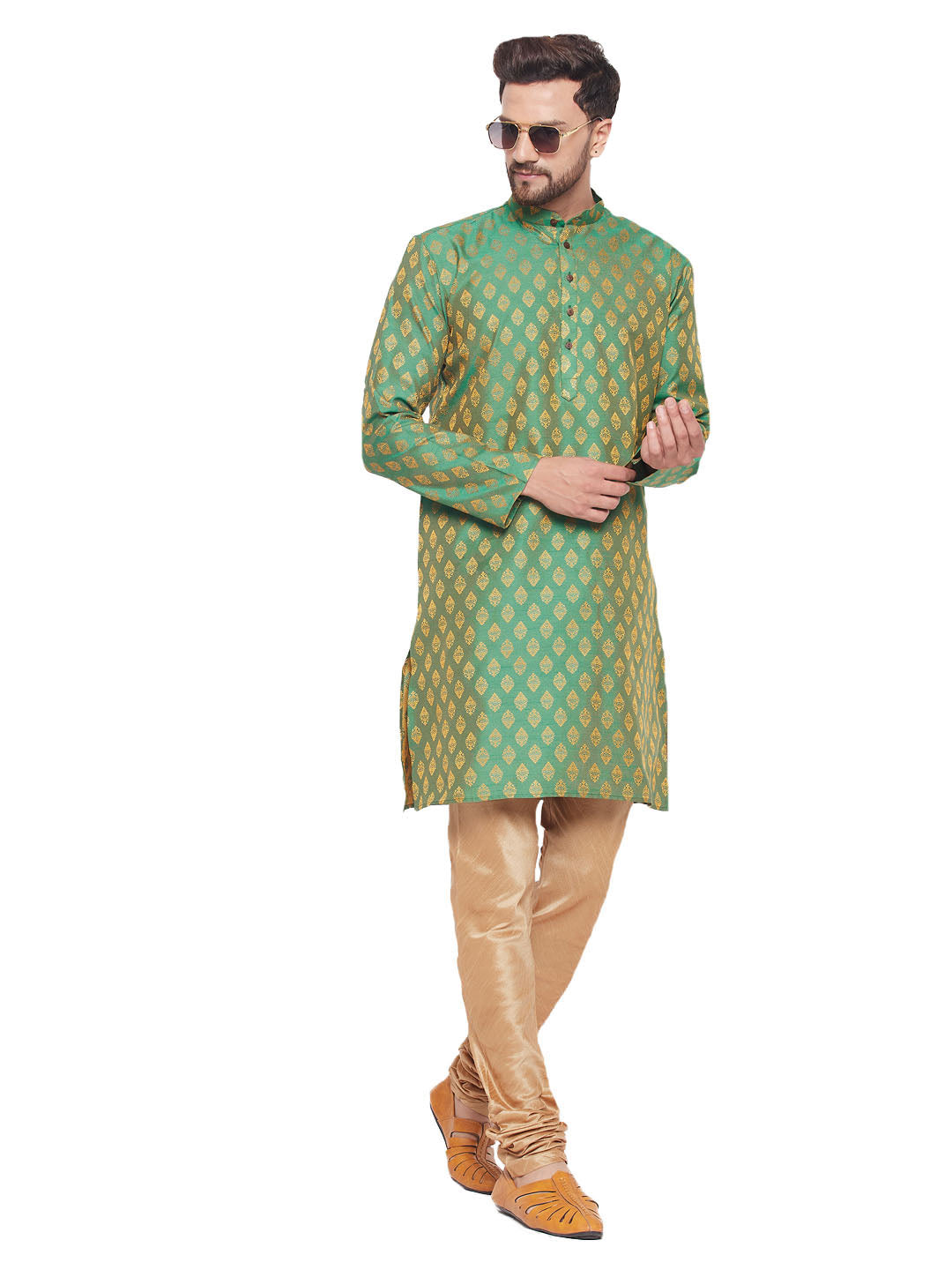 Men's Silk Blend Jacquard Kurta And Pyjama Set With Wooden Button Detailing - Vastramay