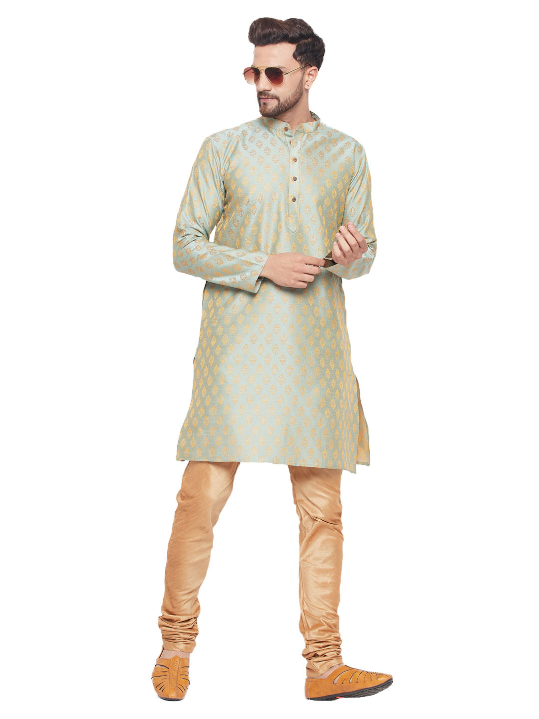 Men's Silk Blend Jacquard Kurta And Pyjama Set With Wooden Button Detailing - Vastramay