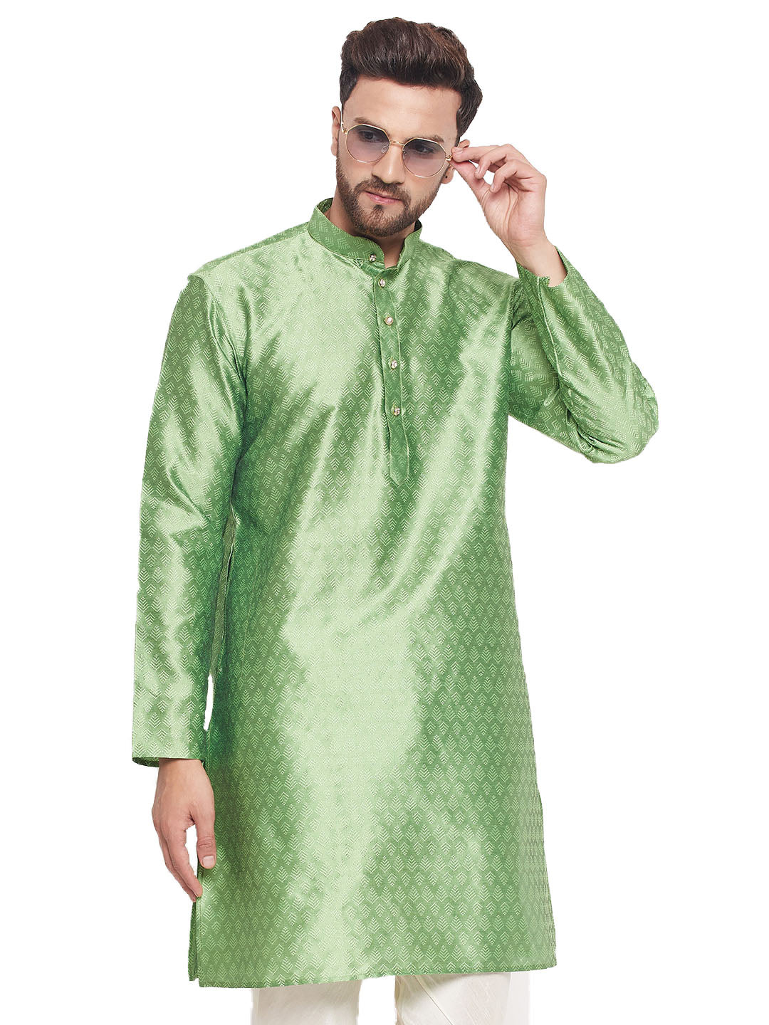 Men's Ethnic Motif Jacquard Silk Blend Kurta With Embellished Buttons - Vastramay