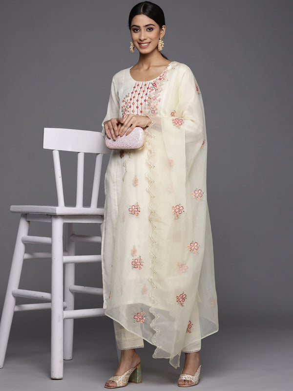 Women's White Emboridery Kurta Set - Dwija Fashion