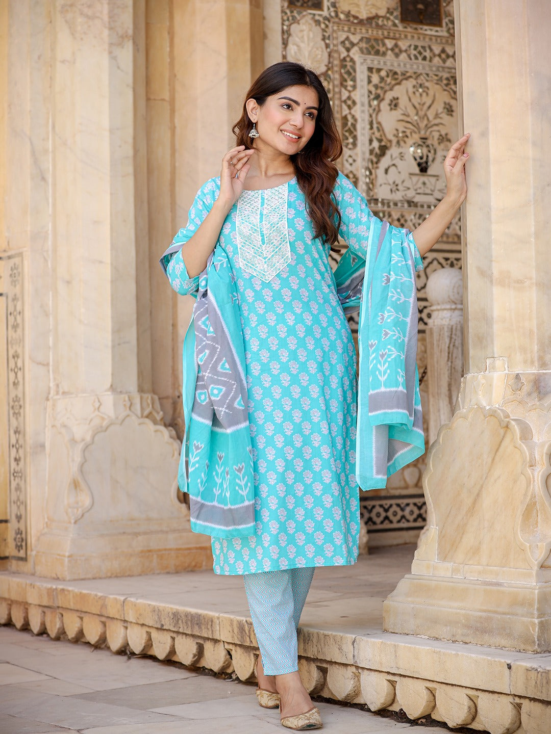 Women Floral Embroidered Regular Thread Work Kurta with Trousers & Dupatta-Indiakreations-JS1298SKDSBS