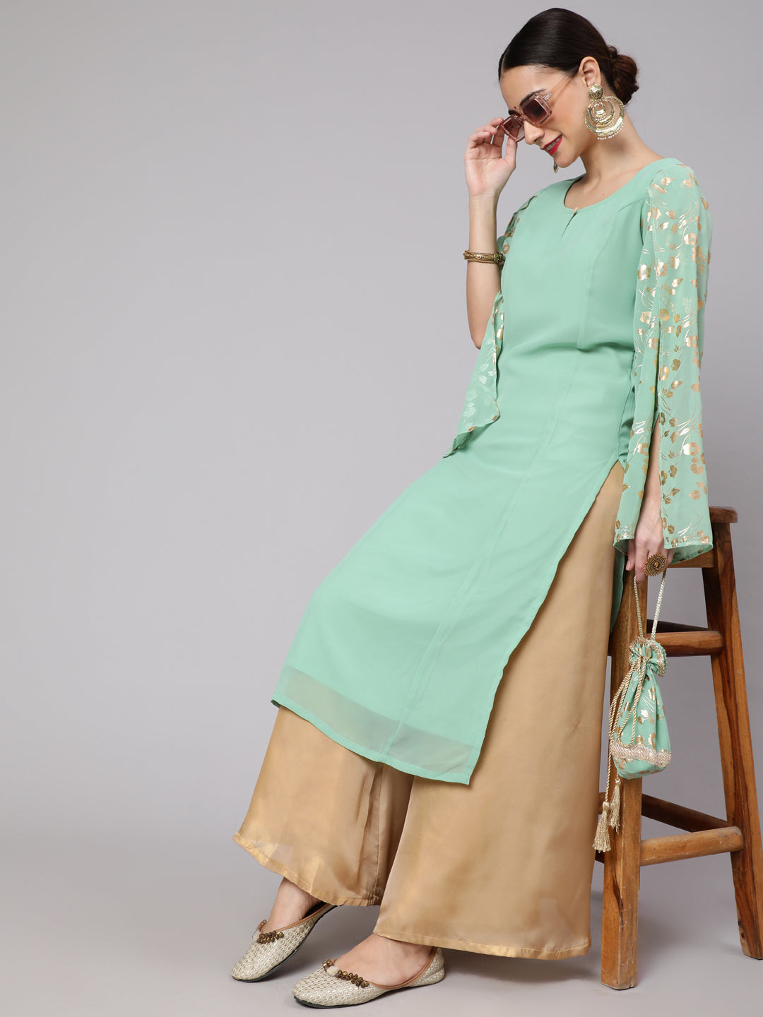 Women's Powder Green Solid Kurta With Cape Sleeve & Potali Bag - Aks