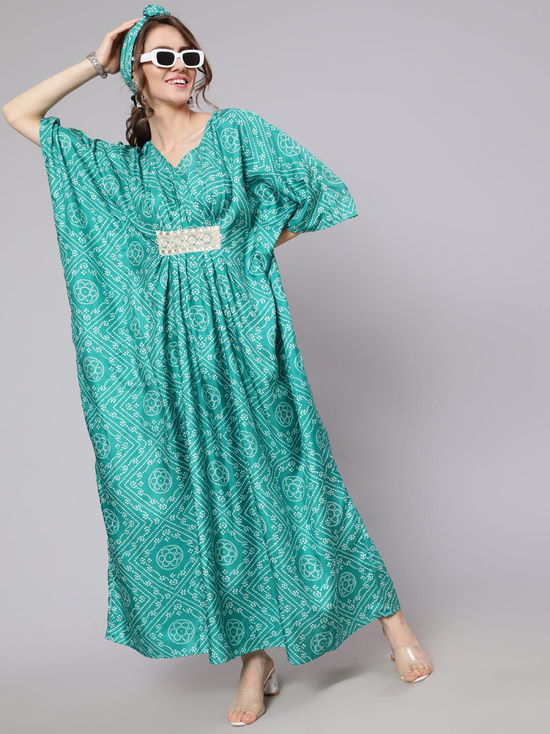 Women's Green & White Bandhani Printed Kaftan Dress With Lace Details - Aks