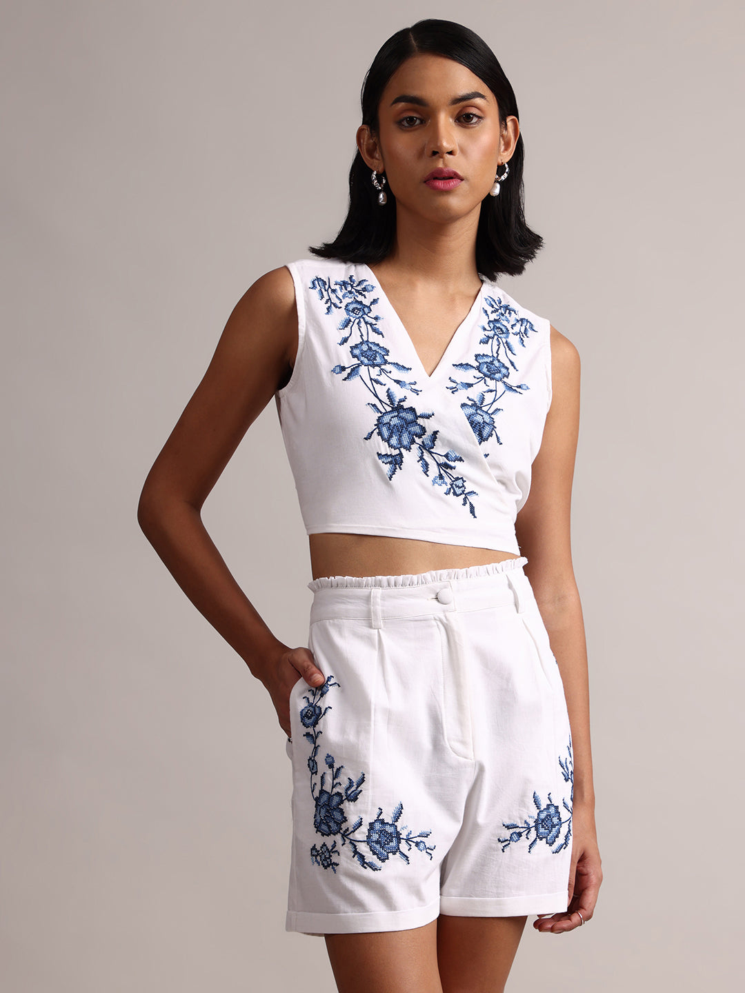 Women's White Cambric Embroidered Co-Ord Set - Zaccai