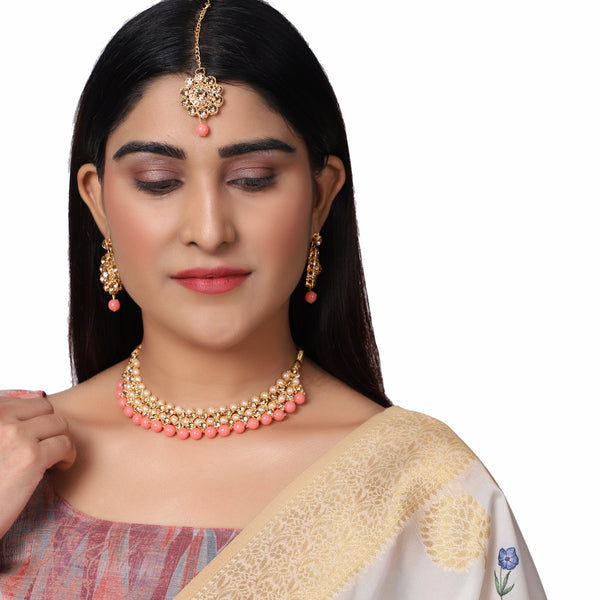 Women's Trending Pink Choker Set With Maang Tikka  - Zaffre Collections