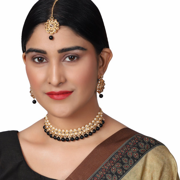 Women's Trending Black Choker Set With Maang Tikka  - Zaffre Collections