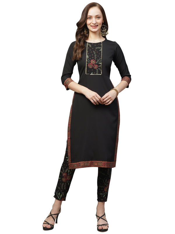 Women's Black Crepe Kurta - Ziyaa