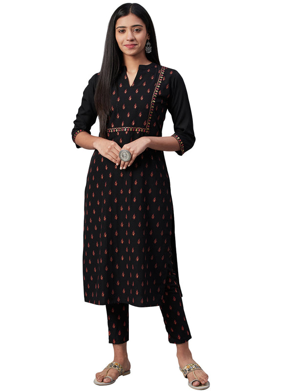 Women's Black Crepe Kurta - Ziyaa