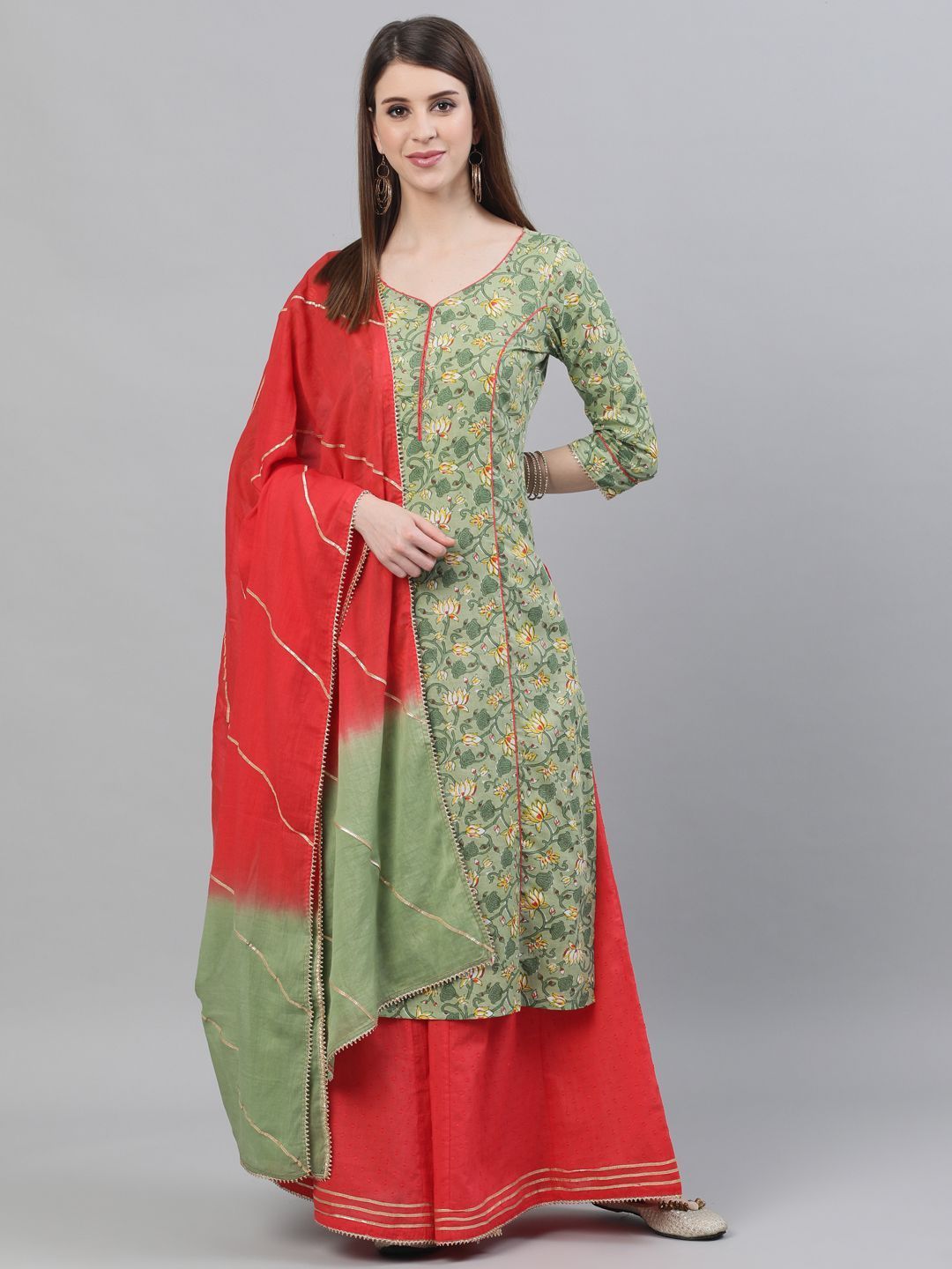 Women's Green & Red Floral Printed With Gotta Patti Work Kurta Set - AKS