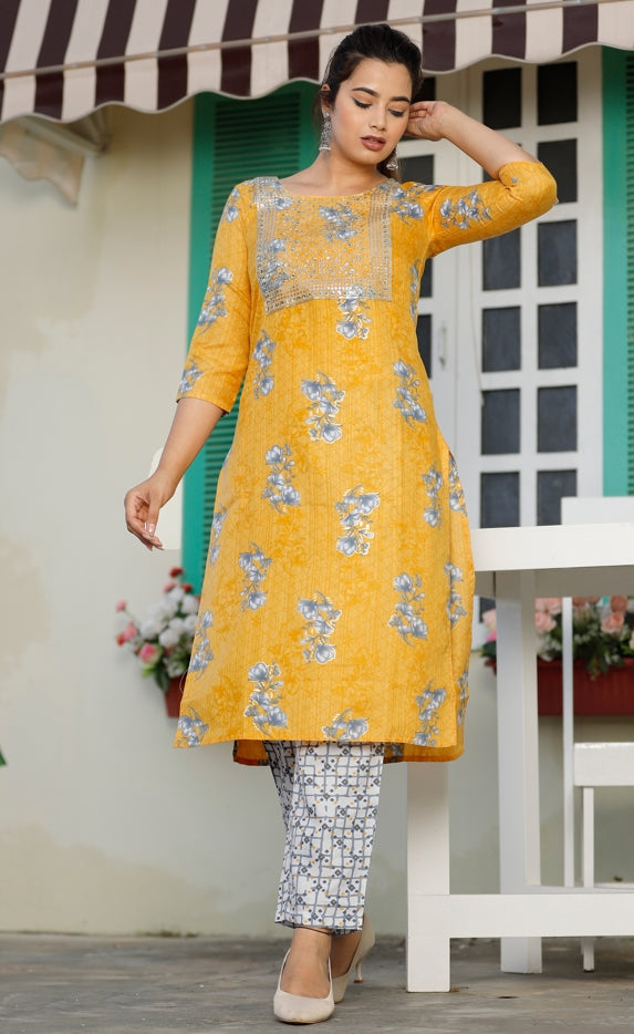 Women's Rayon Straight Printed Embroidered Kurta And Pant Set - Singni