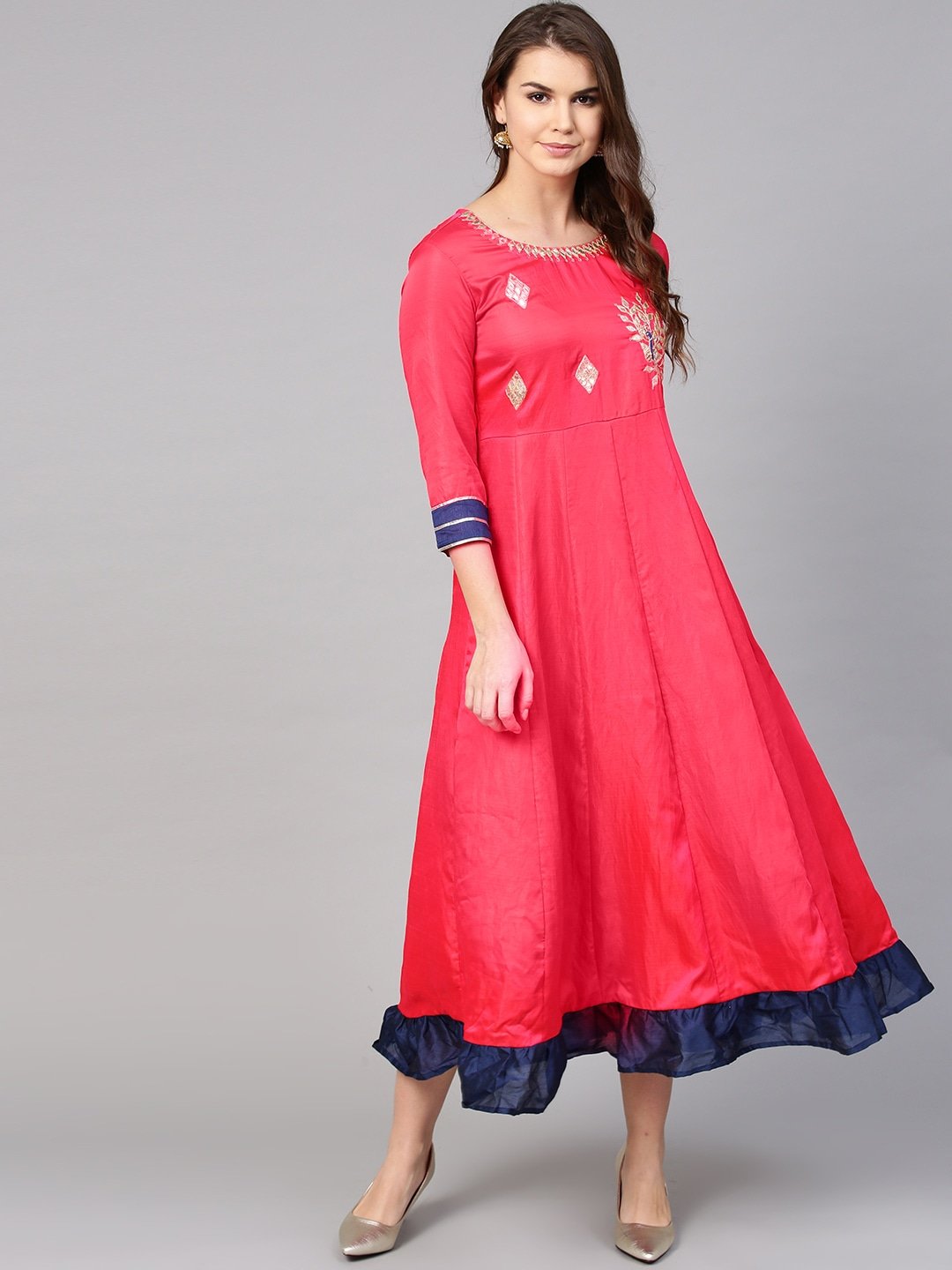 Women's Magenta Solid Dress - Yufta