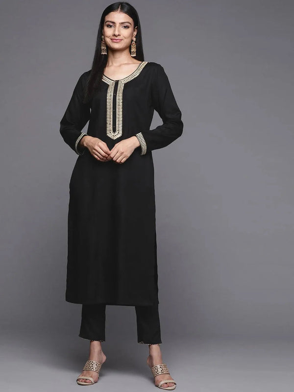 Black Embroidered Pashmina Wool Straight Kurta - Jashvi