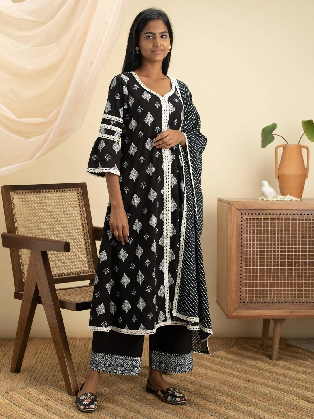 Black Printed Cotton Suit Set - Jashvi