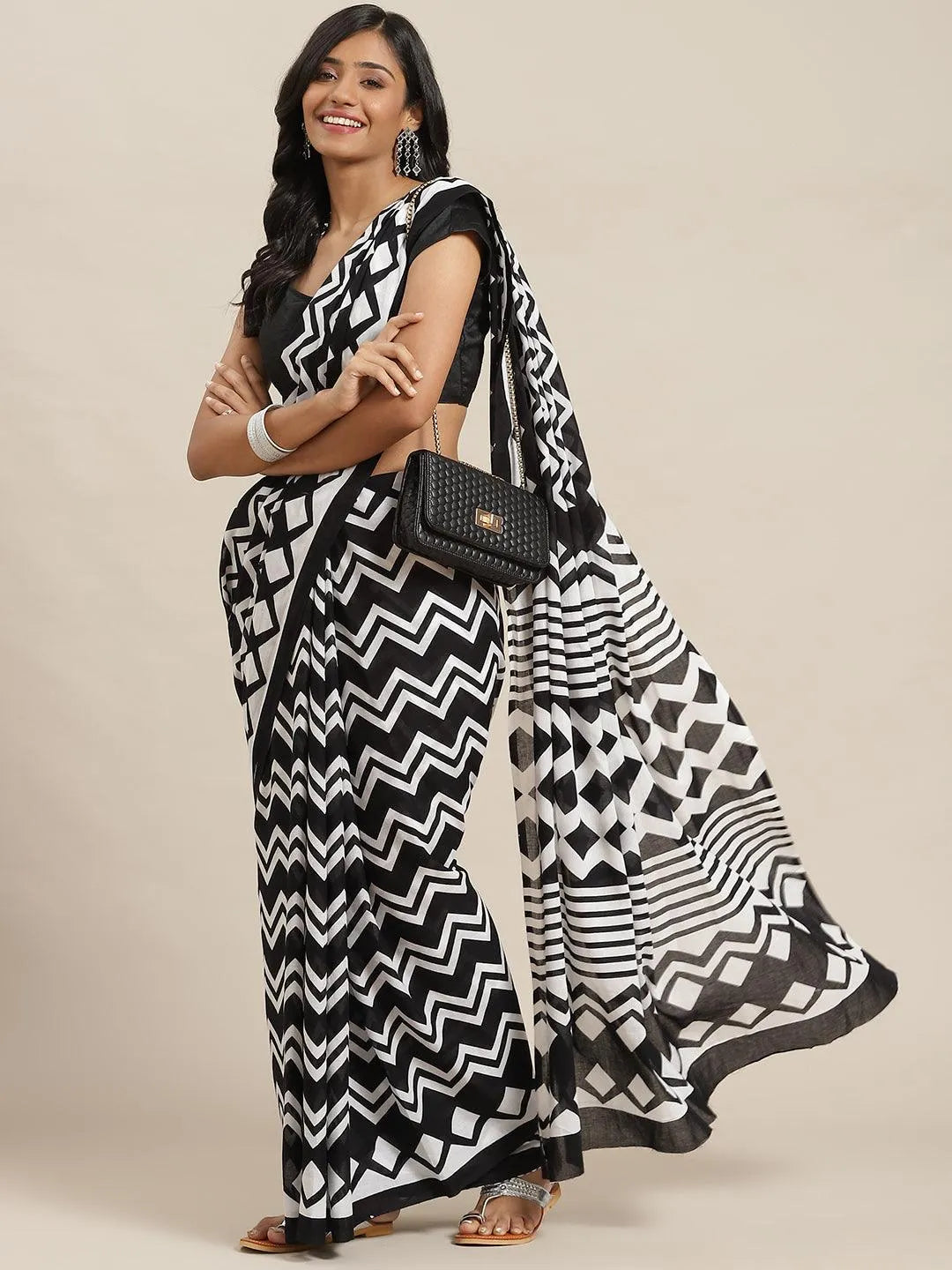 Black Printed Cotton Saree - Jashvi