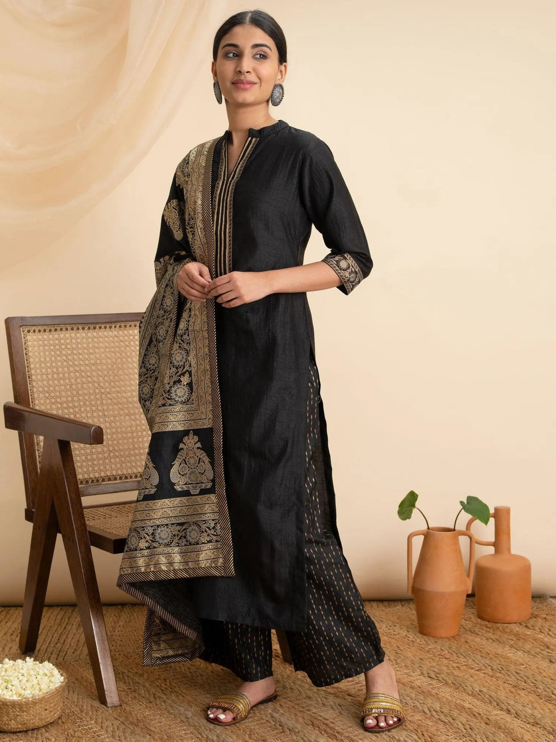 Black Solid Silk Suit Set - Jashvi