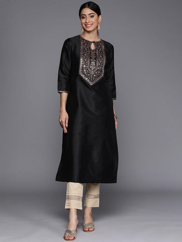 Black Yoke Design Silk Straight Kurta - Jashvi