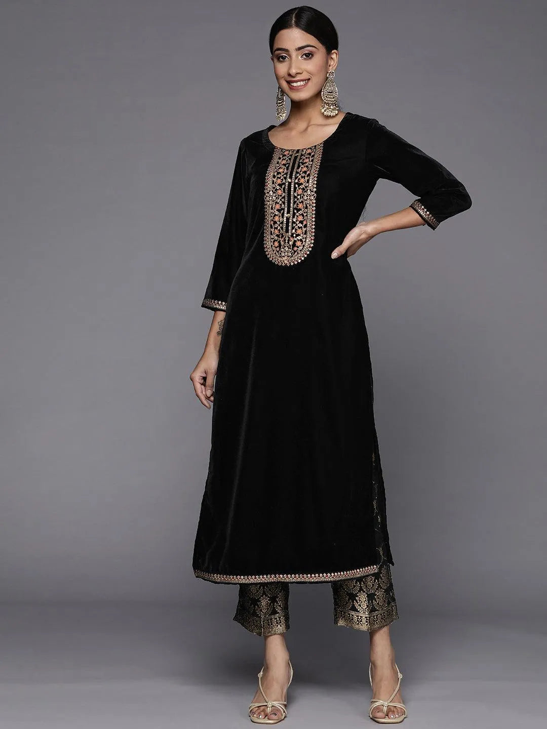 Black Yoke Design Velvet Straight Kurta Set - Jashvi