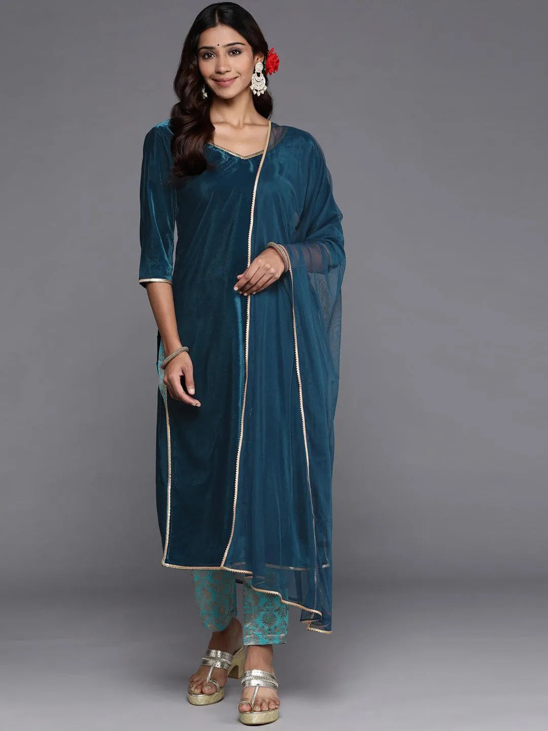 Blue Solid Velvet Straight Suit Set With Trousers - Jashvi