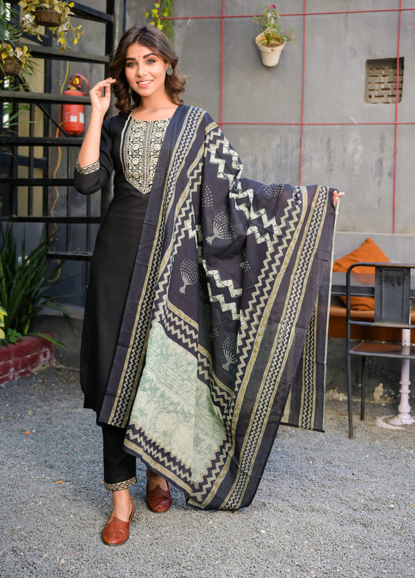 Women's Black And Beige Printed Kurta Set - Yufta