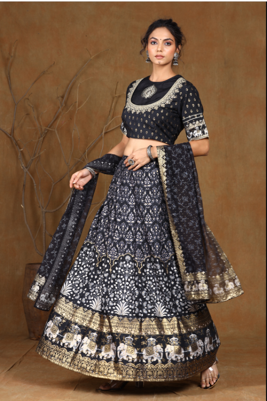 Women's Black Shantoon Embroidred Lehenga Choli Dupatta Set - Juniper