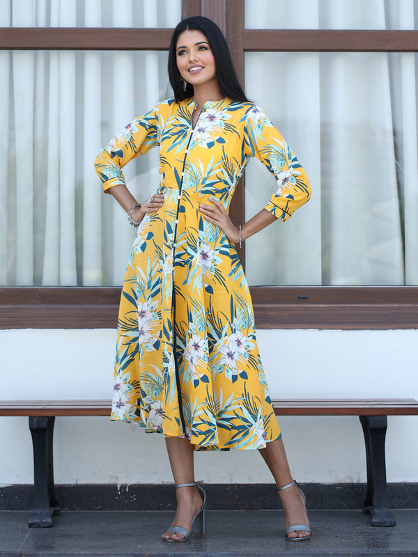 Women Yellow & Teal Blue Floral Printed Floral Georgette Anarkali Kurta