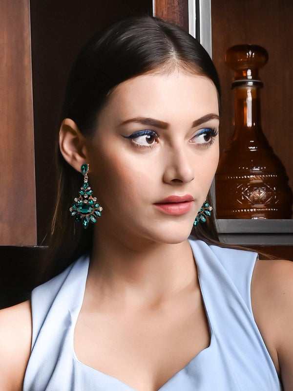 Women's Exquisite Emerald Drop Earrings - Odette