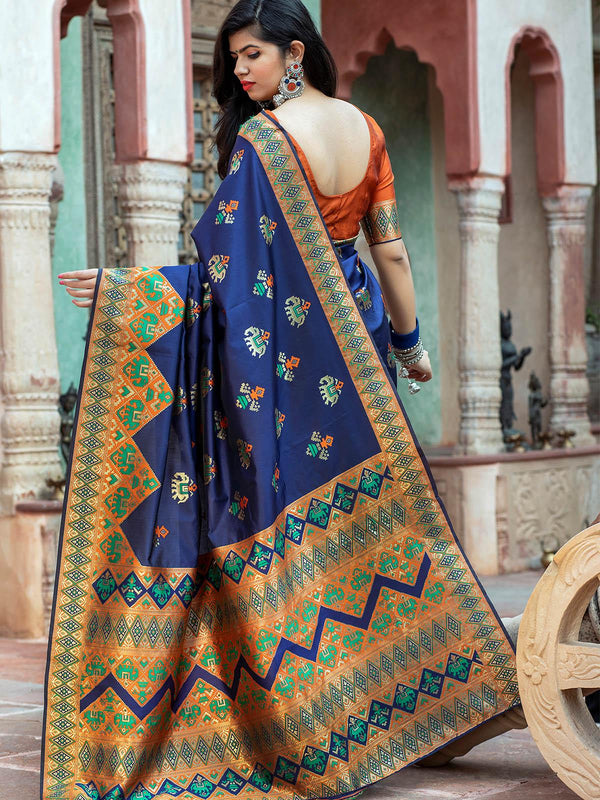 Women's Gorgeous Woven Navy Blue Patola Silk Saree - Odette