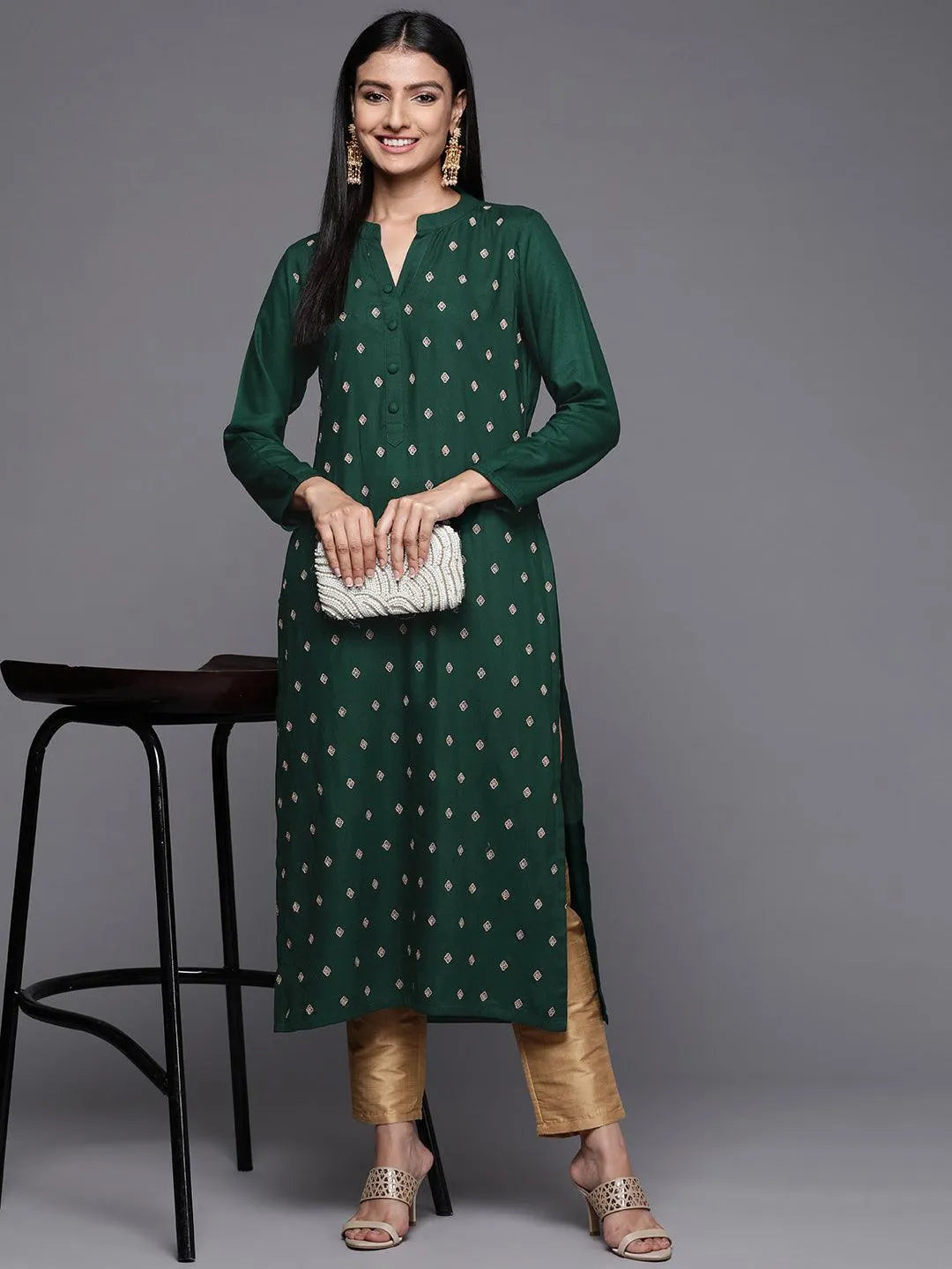 Green Embroidered Pashmina Wool Straight Kurta - Jashvi