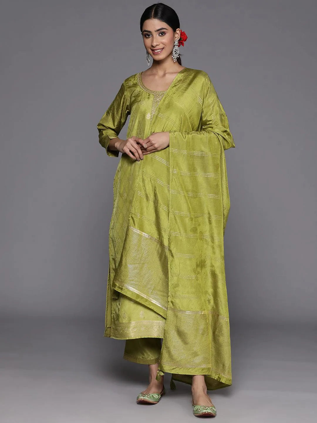 Green Embroidered Silk Blend Suit Set With Trousers - Jashvi