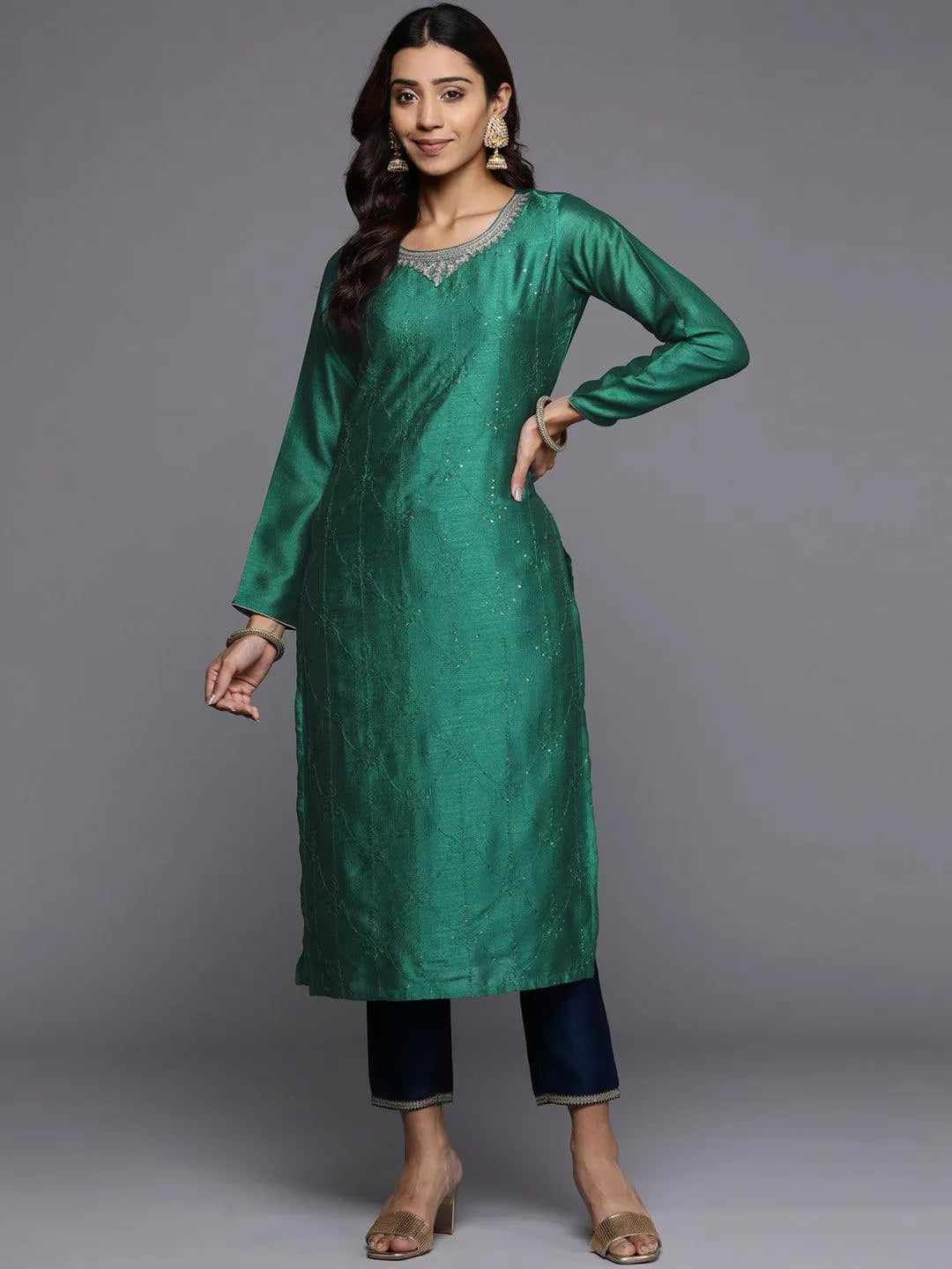 Green Embroidered Silk Straight Kurta - Jashvi