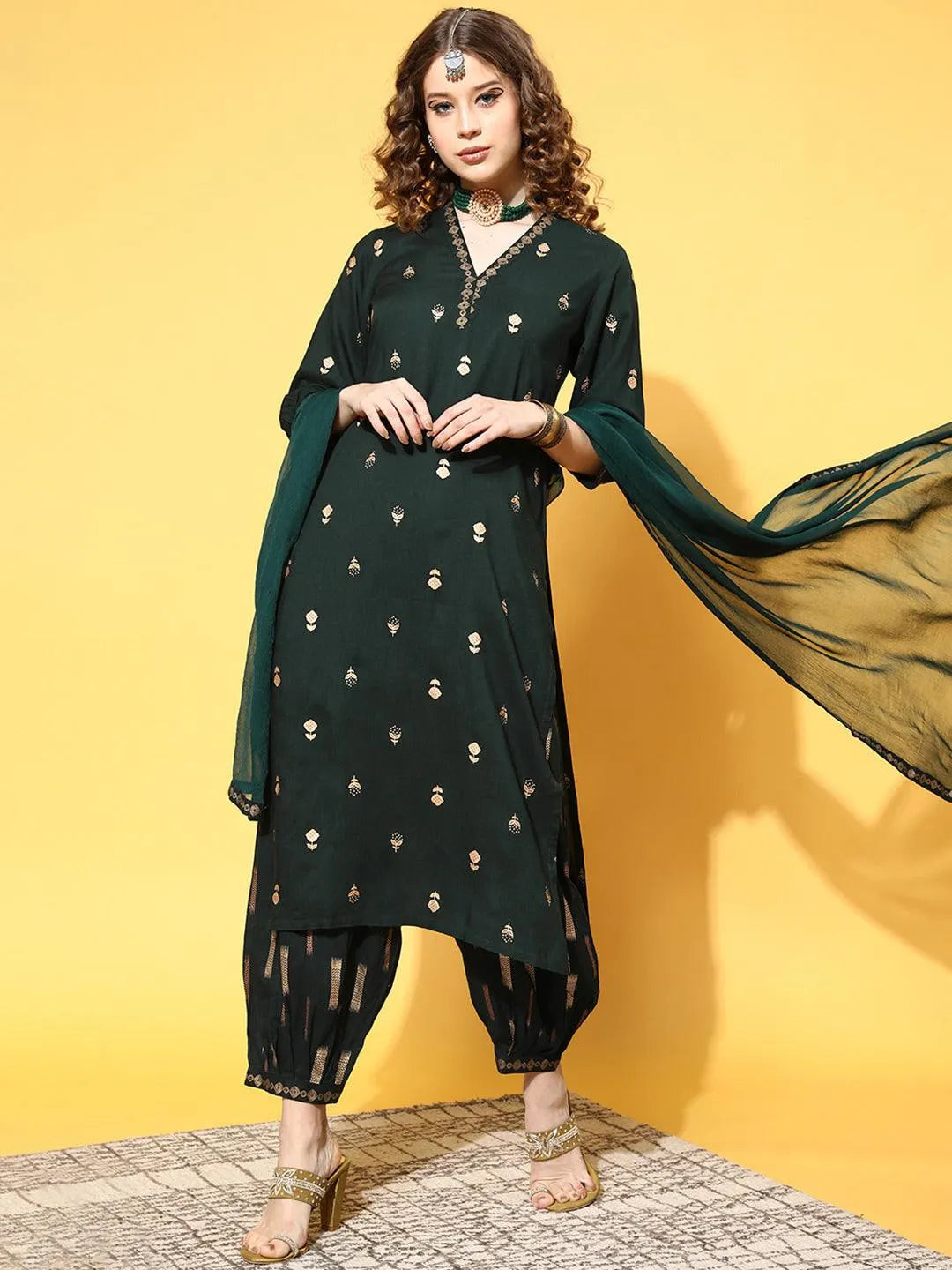 Green Printed Rayon Suit Set - Jashvi