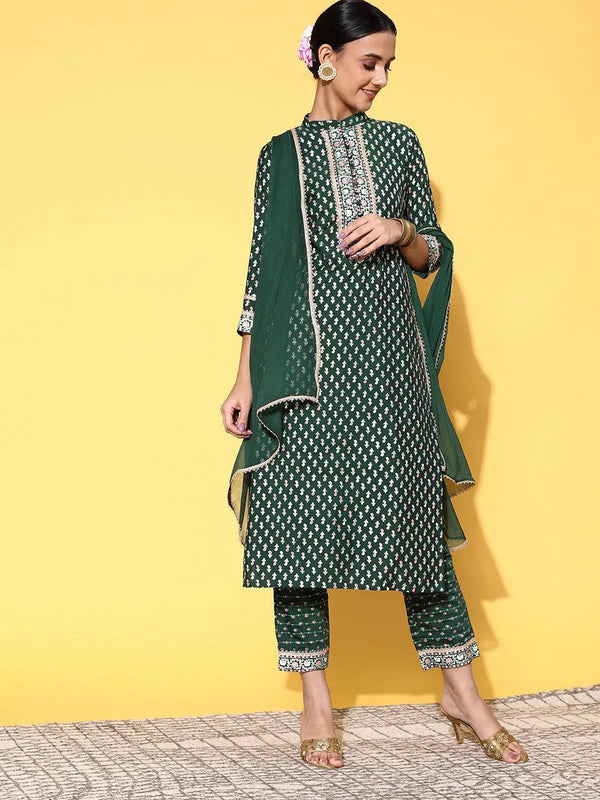 Green Printed Silk Blend Suit Set With Trousers - Jashvi