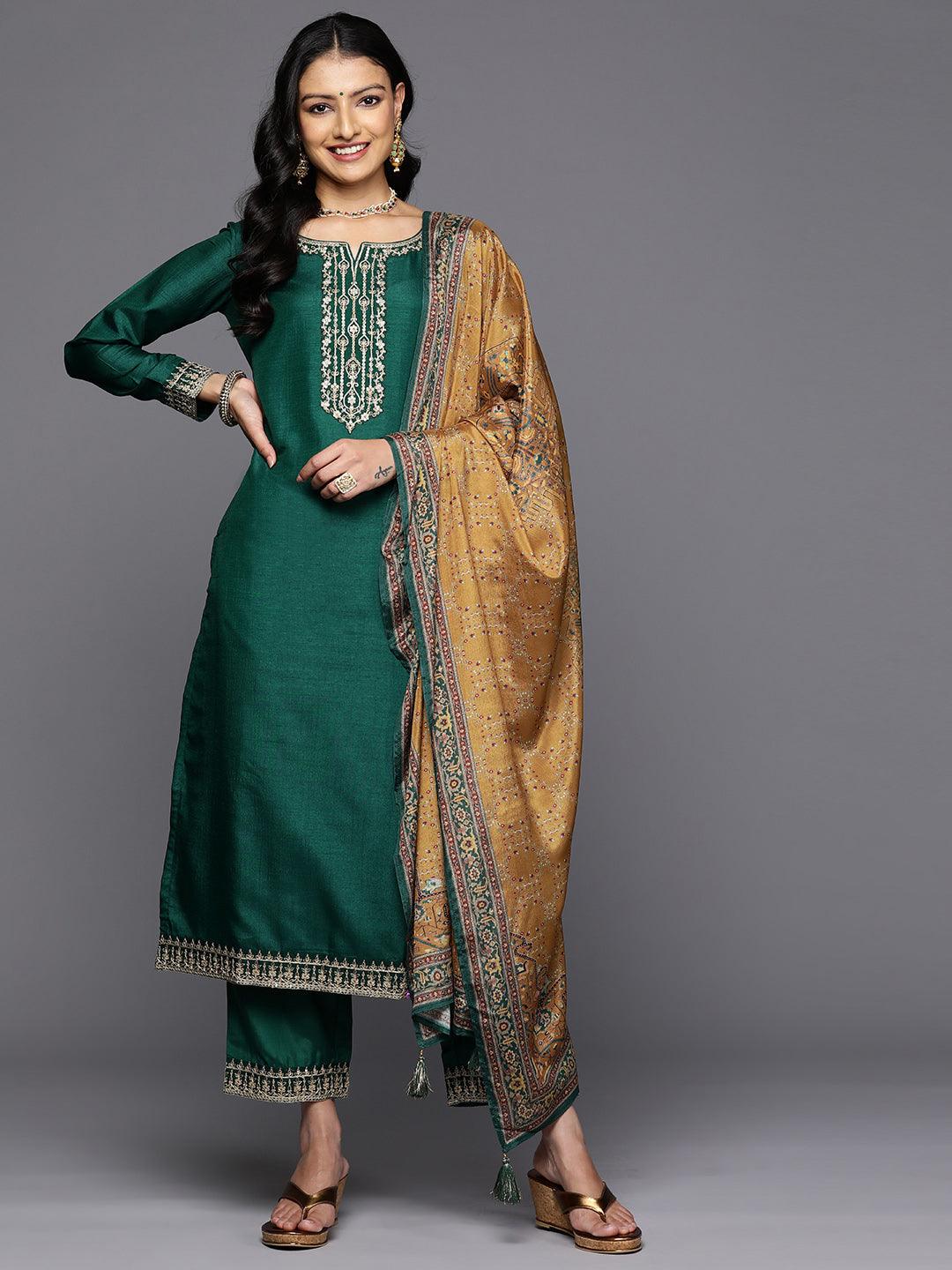 Green Printed Silk Blend Straight Kurta With Trousers & Dupatta - Jashvi