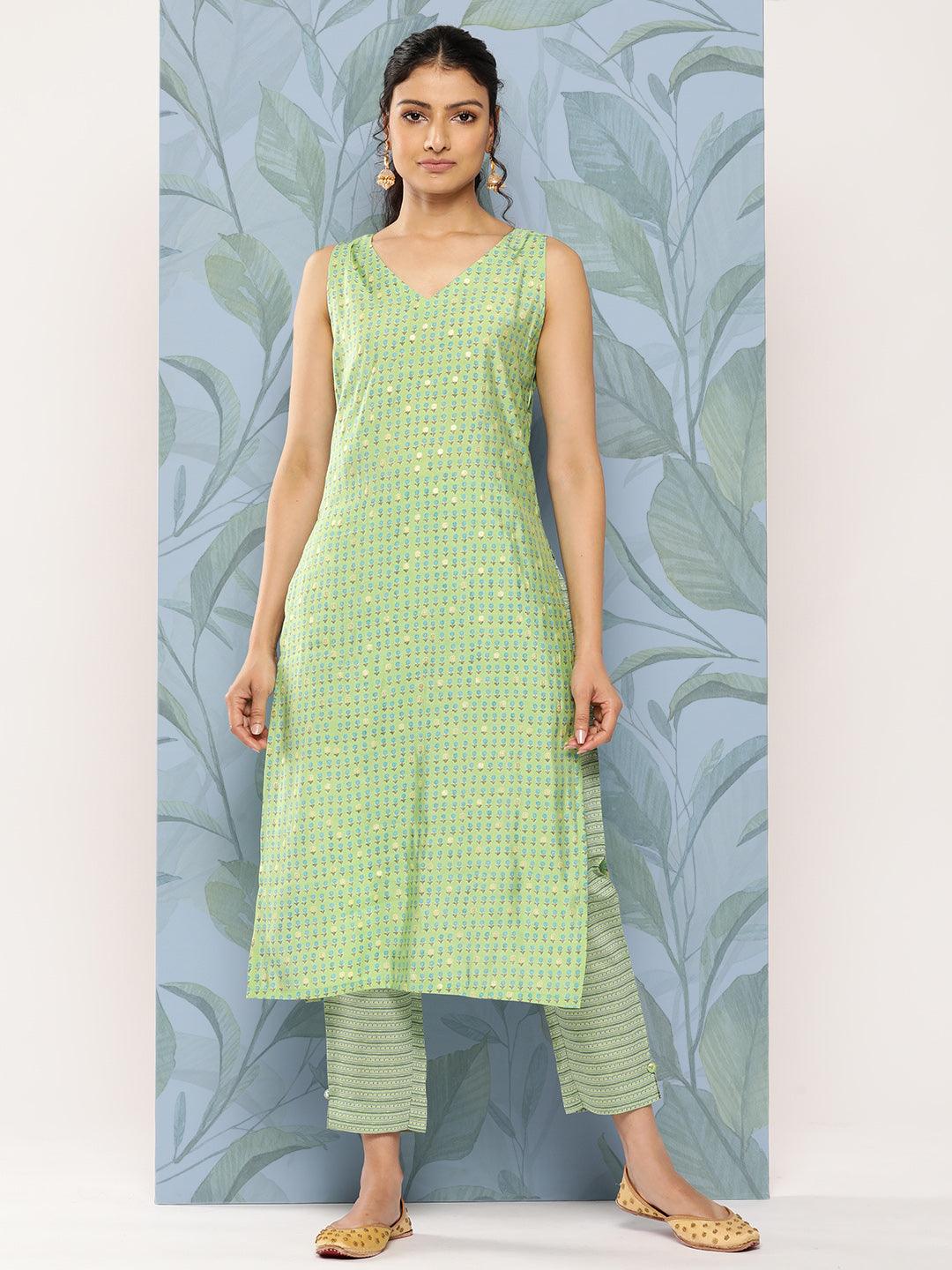 Green Printed Silk Blend Straight Kurta Set With Trousers - Jashvi