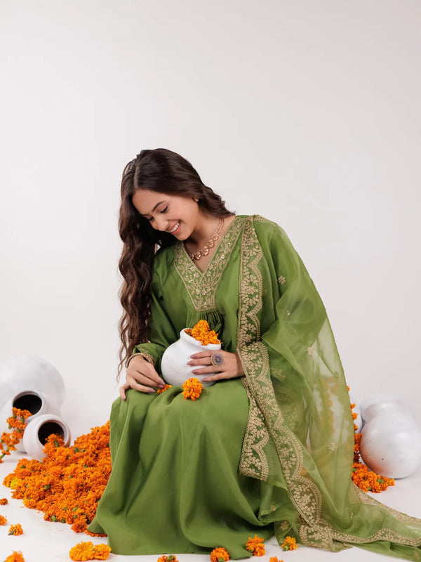 Green Silk Embroidered Kurta Dupatta Set