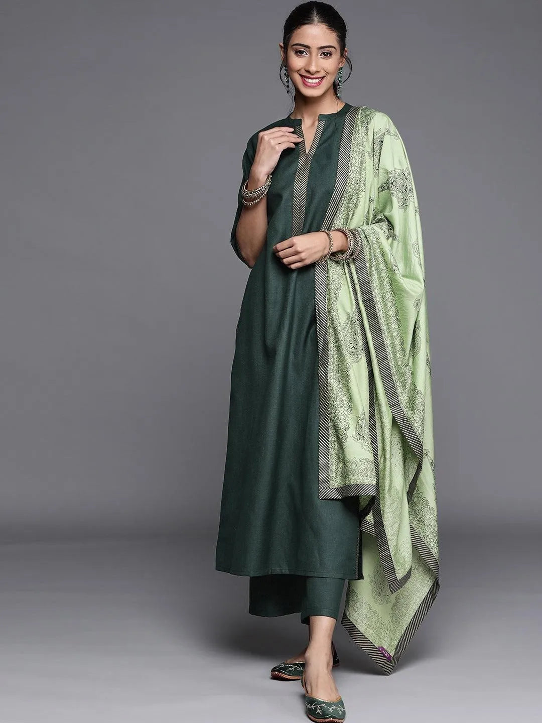 Green Solid Cotton Suit Set - Jashvi