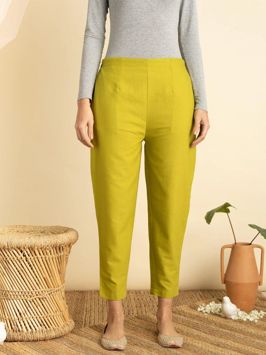 Green Solid Cotton Trousers - Jashvi