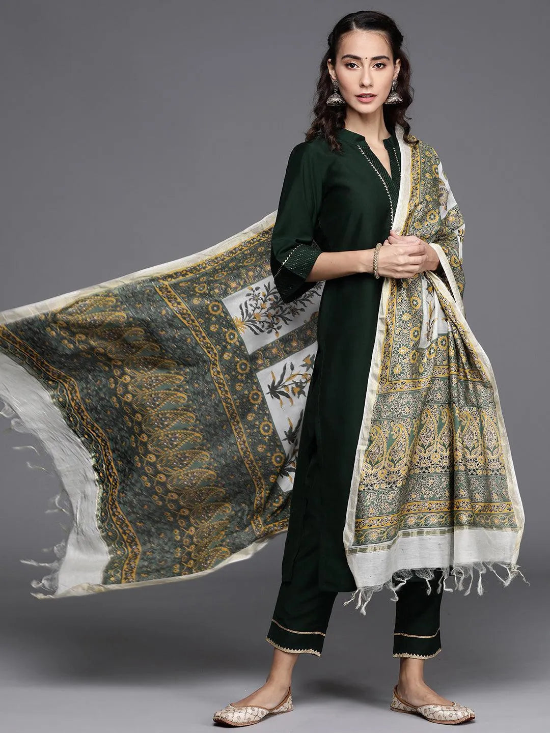 Green Solid Silk Blend Suit Set - Jashvi