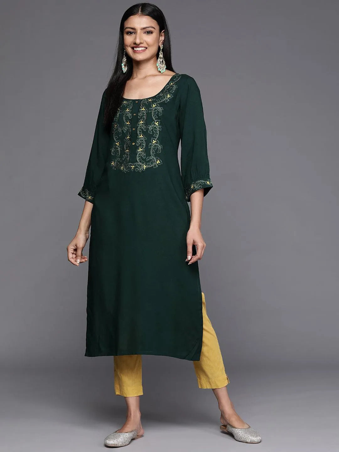 Green Yoke Design Rayon Straight Kurta - Jashvi