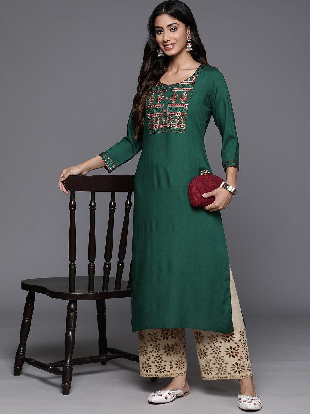 Green Yoke Design Rayon Straight Kurta - Jashvi