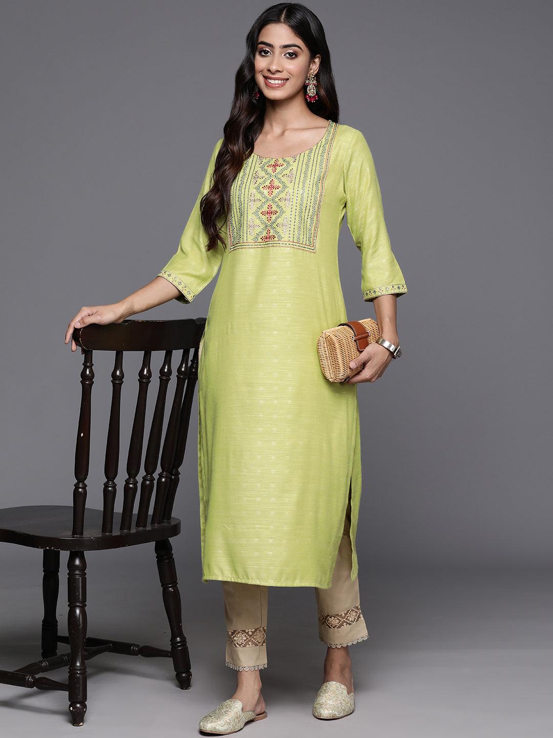 Green Yoke Design Rayon Straight Kurta - Jashvi