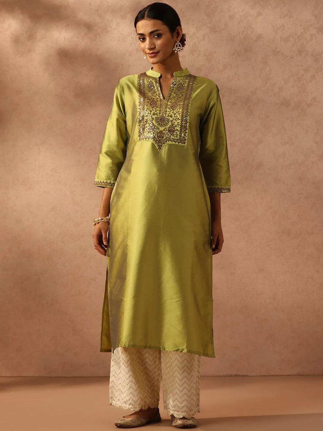 Green Yoke Design Silk Straight Kurta - Jashvi