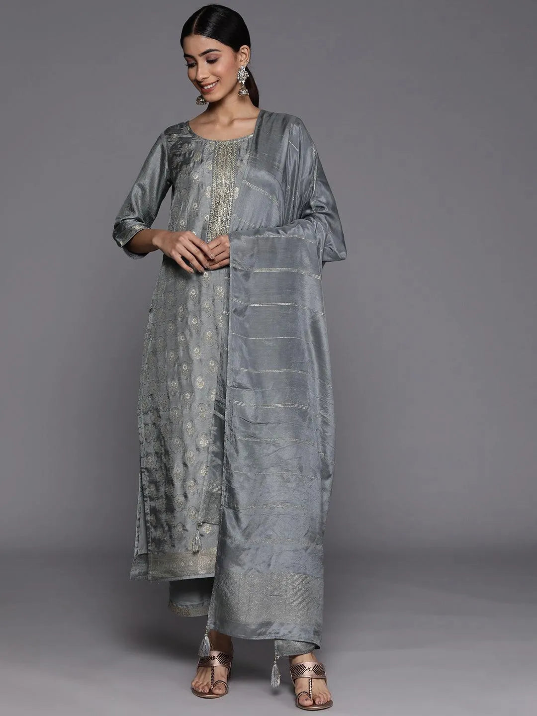 Grey Embroidered Silk Blend Suit Set With Trousers - Jashvi