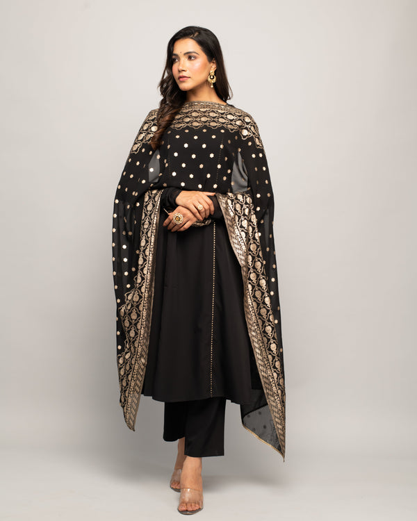 Women's Black Creap A-Line Kurta Pant With dupatta - Fiorra