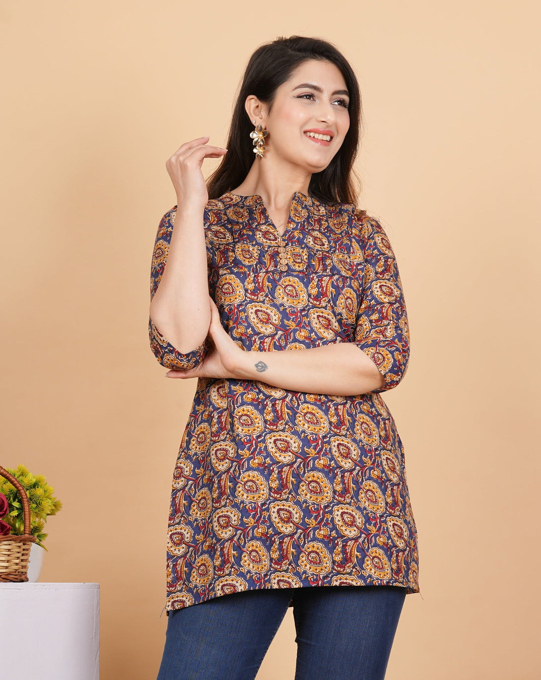 Women's Kalamkari Print Straight Cotton Blue Stitched Tunic - Vbuyz