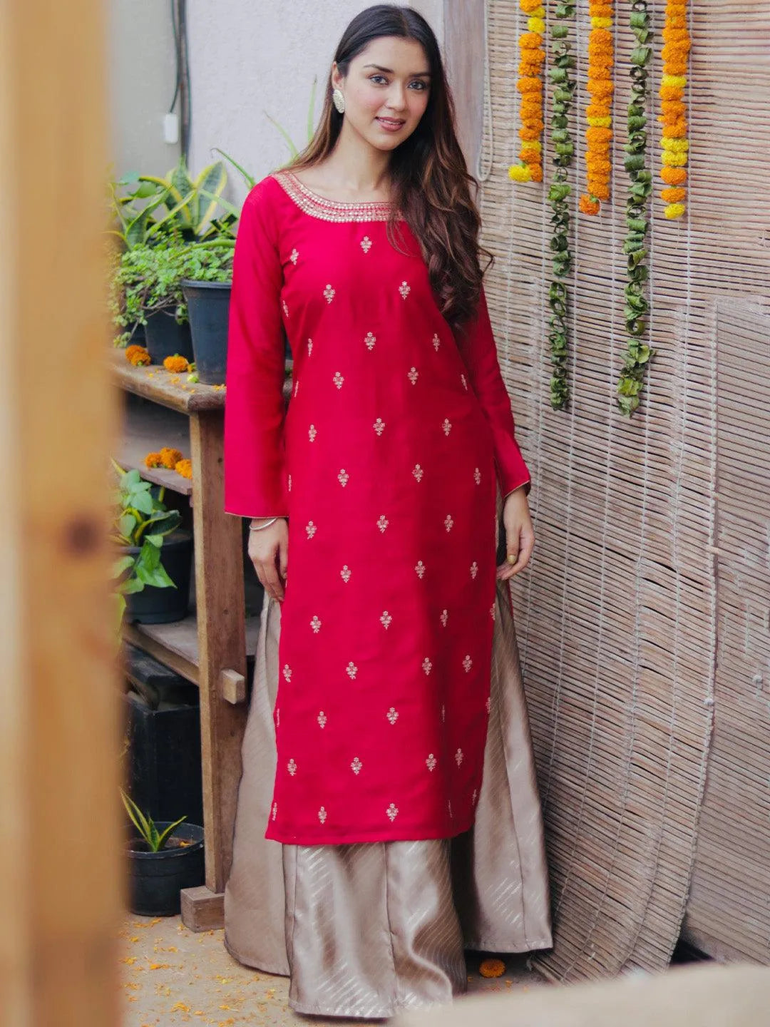 Magenta Solid Silk Straight Kurta - Jashvi