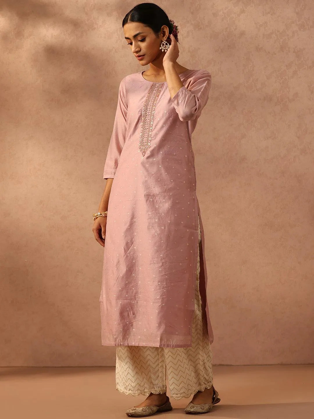 Mauve Embroidered Chanderi Silk Straight Kurta - Jashvi