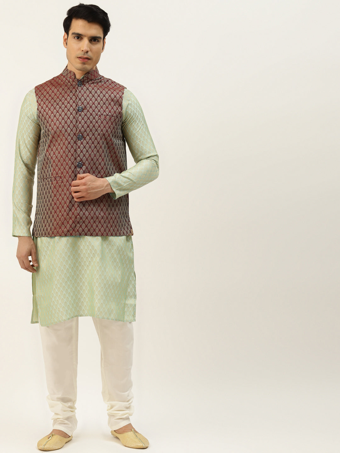 Sojanya Men's Silk Blend Pista Kurta & Maroon Nehrujacket With Offwhite Pyjama Combo - Sojanya