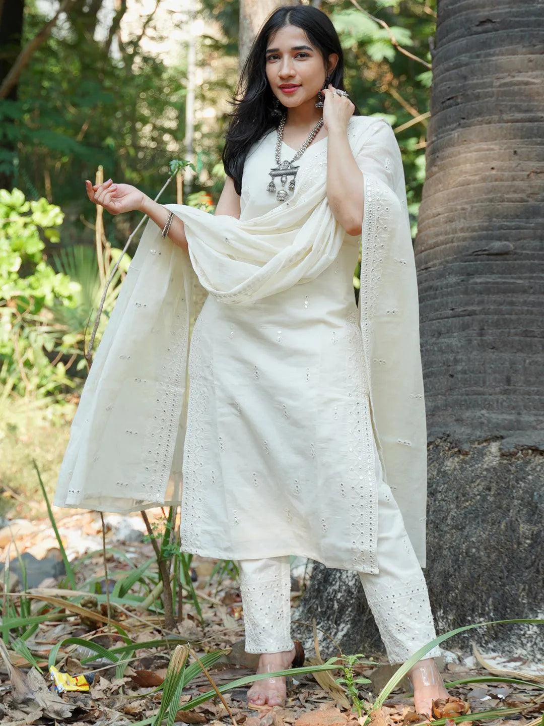 Off White Embroidered Cotton Straight Suit Set With Trousers - Jashvi