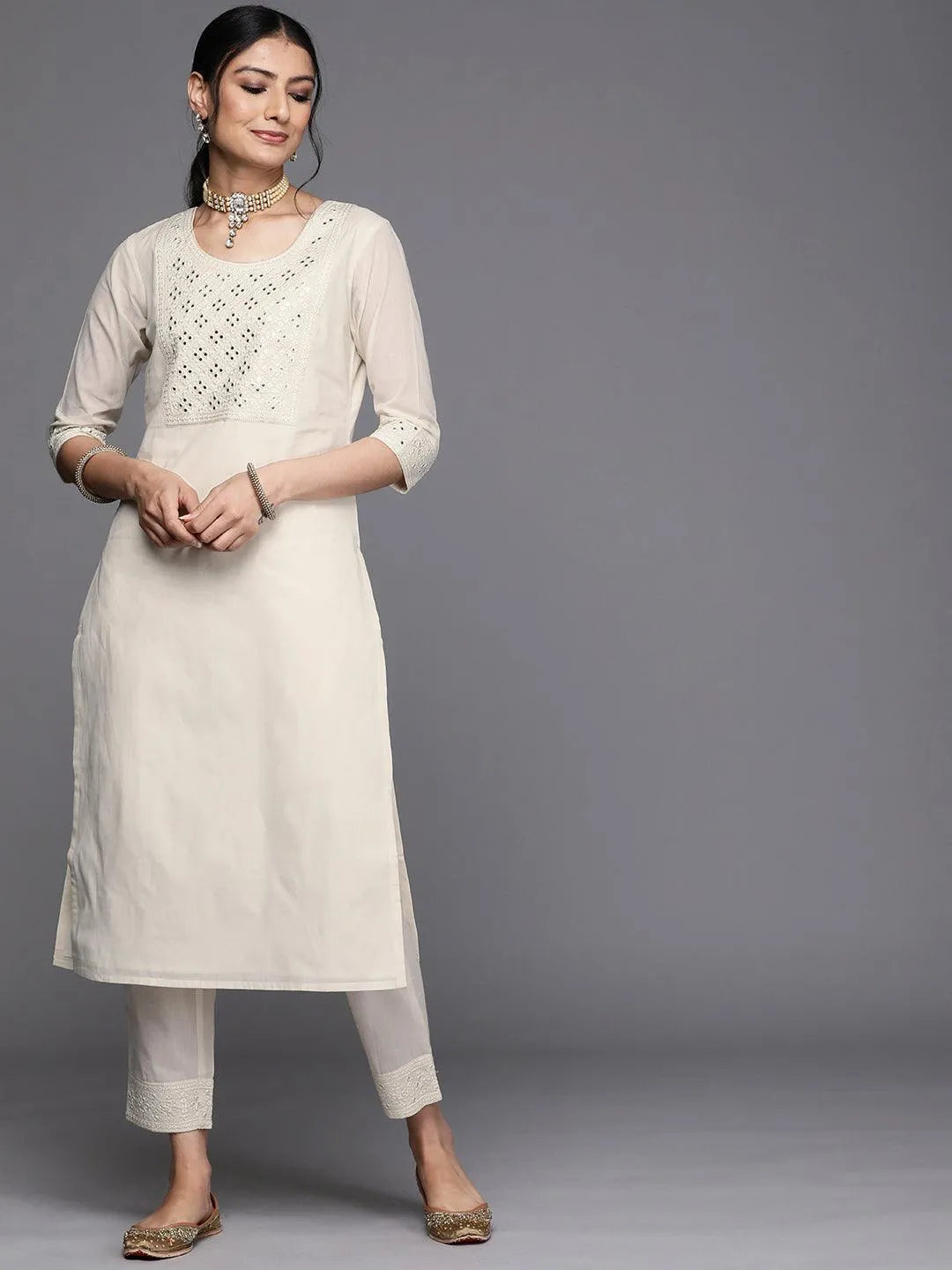 Off White Yoke Design Cotton Kurta - Jashvi